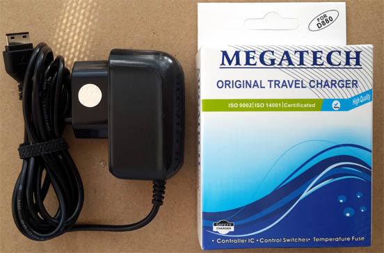 Megatech%20MT-302%20d880%20Travel%20Şarj%20Aleti